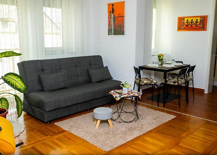 Lena\'S Home