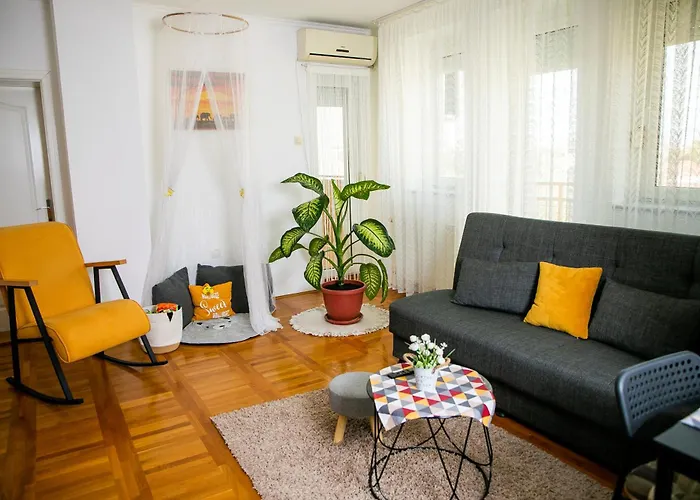 Lena\'S Home